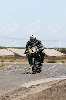 media/Aug-03-2025-TrackDaz (Sun) [[bf4a71acf9]]/B Group/1220pm (Wheelie Bump)/